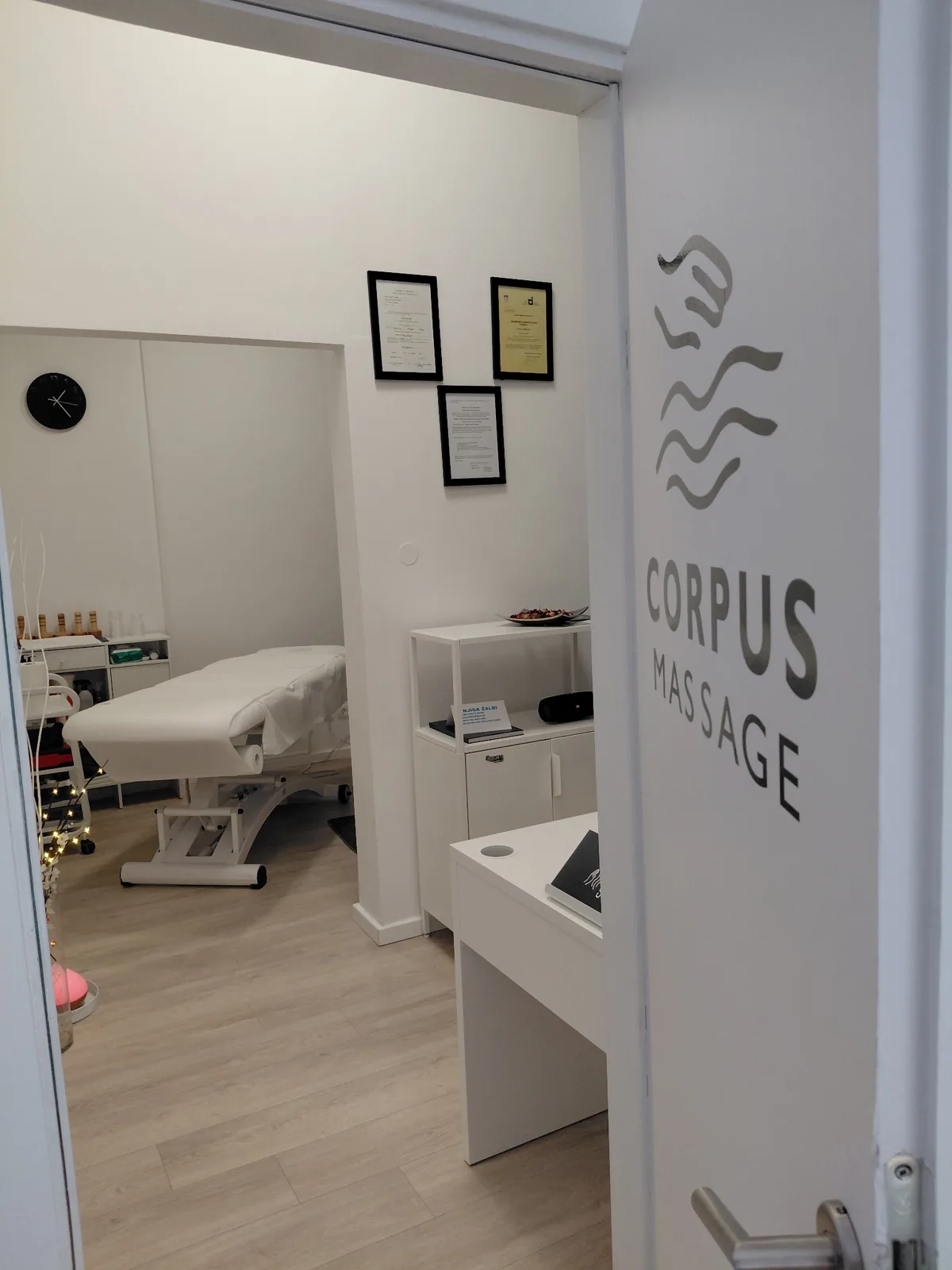 Masažni stol — priprema prostora